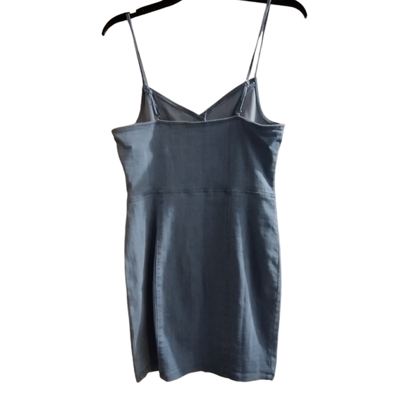 2/$10 Button down stretch denim dress. Light wash. Size 8/10 - Picture 2 of 3